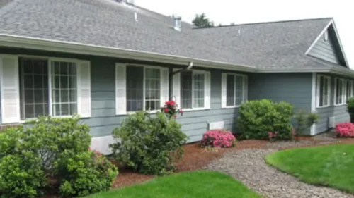 bridge-creek-front-yard